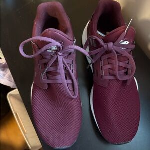 New Balance running shoe size 7.5